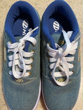Heelys Denim Blue Kids Sneakers with White Laces